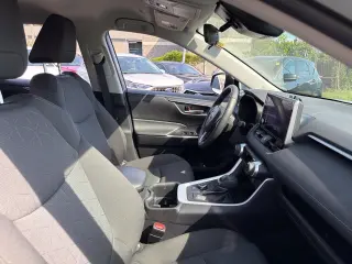 Toyota RAV4 Hybrid 2023 AWD XLE 4dr SUV