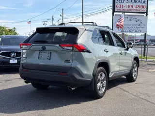 Toyota RAV4 Hybrid 2023 AWD XLE 4dr SUV