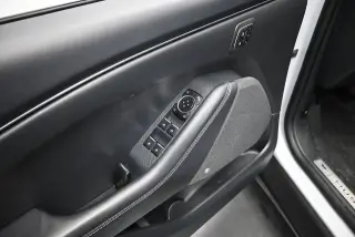 Ford Mustang Mach-E 2023 Premium 4p SUV