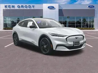 Ford Mustang Mach-E 2023 AWD California Route 1 4dr SUV