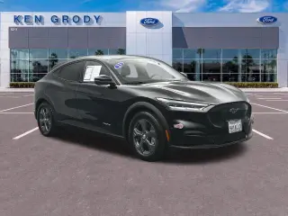 Ford Mustang Mach-E 2023 Select 4dr SUV