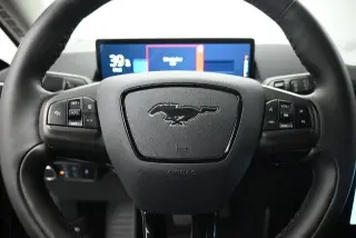 Ford Mustang Mach-E 2023 Select 4dr SUV