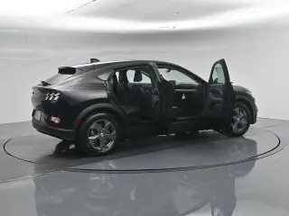 Ford Mustang Mach-E 2023 Select 4dr SUV