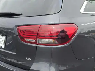 Kia Sorento 2019 S V6 4dr SUV
