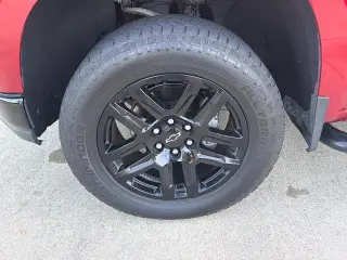 Chevrolet Silverado 1500 2021 4x4 Custom Trail Boss 4p. Cabina de tripulación 5.8 ft. CB