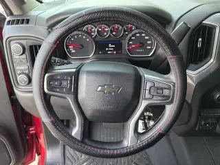 Chevrolet Silverado 1500 2021 4x4 Custom Trail Boss 4p. Cabina de tripulación 5.8 ft. CB