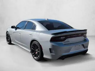 Dodge Charger 2023 R/T 4dr Sedán