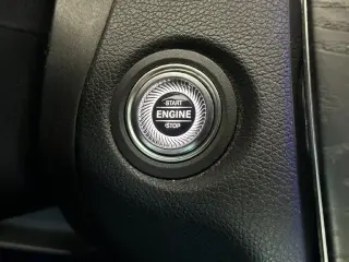 Mercedes-Benz Clase C 2021 C 300 4p Sedán