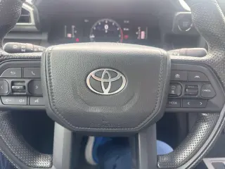 Toyota Tacoma 2024 4x4 SR5 4p Doble Cabina Doble 5.0 ft CB