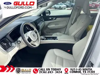 Volvo XC60 2025 AWD B5 Tema Dark Theme 4p SUV