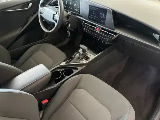 Kia Niro 2025 LX 4dr Crossover