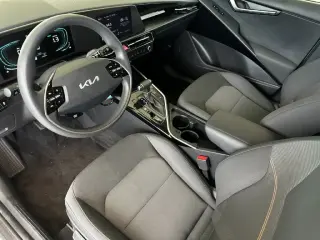 Kia Niro 2025 LX 4dr Crossover