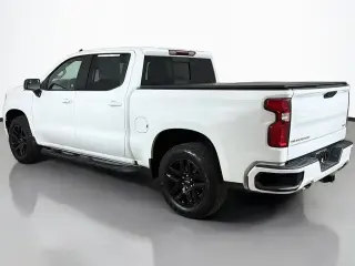 Chevrolet Silverado 1500 2024 4x4 RST 4p. Cabina de tripulação 5.8 pies CB