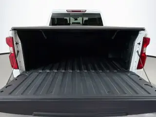 Chevrolet Silverado 1500 2024 4x4 RST 4p. Cabina de tripulação 5.8 pies CB
