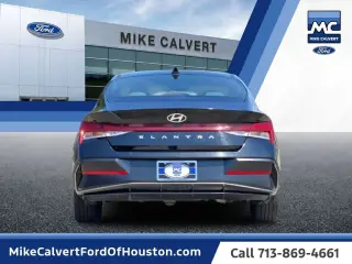 Hyundai ELANTRA 2025 SEL Confort 4p Sedan