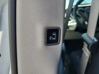 Chrysler Voyager 2024 LX 4dr Mini-Van