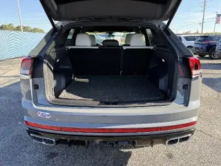 Volkswagen Atlas Cross Sport 2024 tracción en todas las ruedas SEL Premium R-Line 4Motion 4p SUV