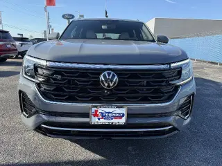 Volkswagen Atlas Cross Sport 2024 tracción en todas las ruedas SEL Premium R-Line 4Motion 4p SUV