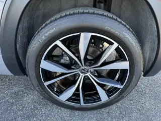 Volkswagen Atlas Cross Sport 2024 tracción en todas las ruedas SEL Premium R-Line 4Motion 4p SUV