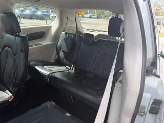 Chrysler Pacifica 2024 Touring L 4dr Mini-Van