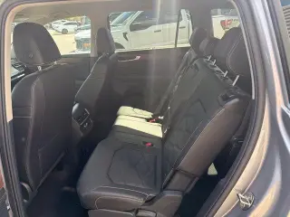 Volkswagen Atlas 2025 AWD SE 4Motion 4 puertas SUV con Tecnología