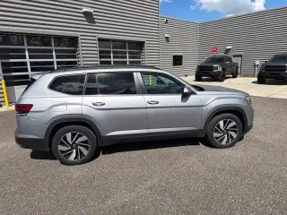 Volkswagen Atlas 2025 AWD SE 4Motion 4 puertas SUV con Tecnología