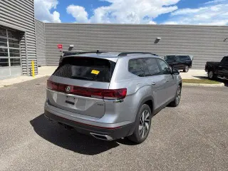 Volkswagen Atlas 2025 AWD SE 4Motion 4 puertas SUV con Tecnología