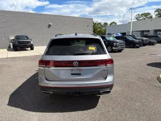 Volkswagen Atlas 2025 AWD SE 4Motion 4 puertas SUV con Tecnología