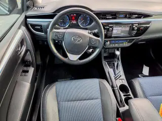 Toyota Corolla 2015 S Plus 4p Sedan 6M