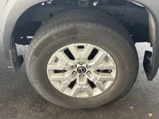 Nissan Frontier 2022 4x4 SV 4p Cab de Tripulação 5 ft. SB