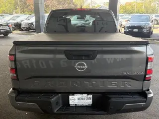 Nissan Frontier 2022 4x4 SV 4p Cab de Tripulação 5 ft. SB