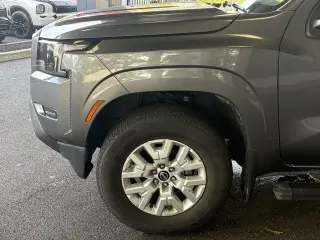 Nissan Frontier 2022 4x4 SV 4p Cab de Tripulação 5 ft. SB