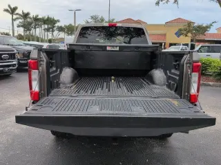 Ford F-250 Super Duty 2019 4x4 XLT 4dr Crew Cab 6.8 ft. SB Pickup