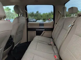 Ford F-250 Super Duty 2019 4x4 XLT 4dr Crew Cab 6.8 ft. SB Pickup