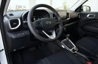 Hyundai VENUE 2026 SEL 4dr Crossover