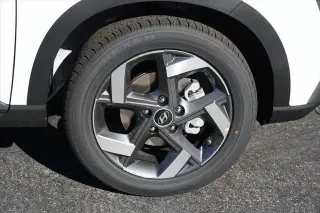 Hyundai VENUE 2026 SEL 4dr Crossover