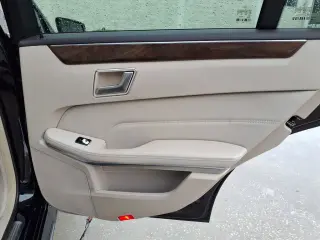 Clase E Mercedes-Benz 2014 E 350 Luxury 4p Sedan