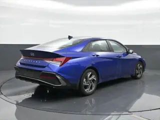 Hyundai ELANTRA 2025 SEL Sport 4dr Sedán