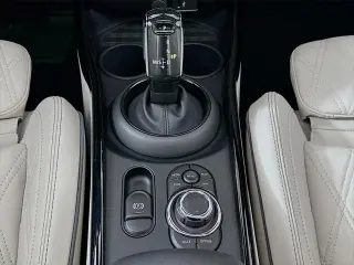 MINI Clubman 2023 AWD Clásico Cooper S ALL4 4p Wagon