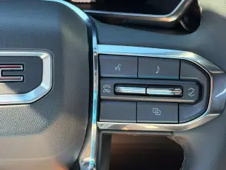 GMC Canyon 2023 4x2 Elevation 4dr Crew Cab 5 ft. SB