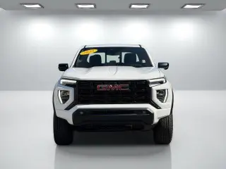 GMC Canyon 2023 4x2 Elevation 4dr Crew Cab 5 ft. SB