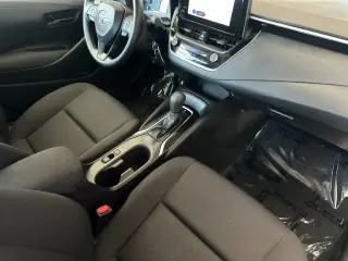 Toyota Corolla 2025 LE Sedán 4p.