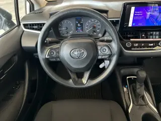 Toyota Corolla 2025 LE 4p Sedán
