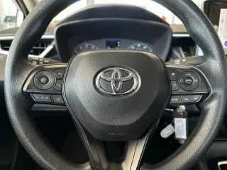 Toyota Corolla 2025 LE 4p Sedán