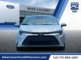 Toyota Corolla 2025 LE 4p Sedán