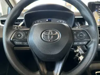Toyota Corolla 2025 LE 4p Sedán