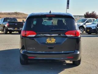 Chrysler Voyager 2023 LX 4dr Mini-Van