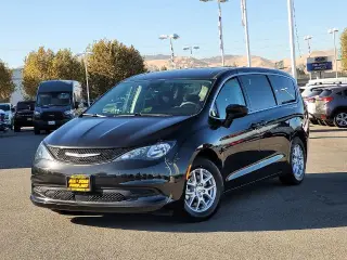 Chrysler Voyager 2023 LX 4dr Mini-Van