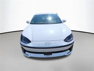 Hyundai IONIQ 6 2024 SEL 4 puertas Sedán