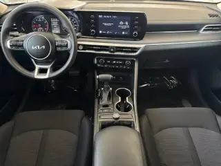 Kia K5 2023 LXS 4dr Sedán